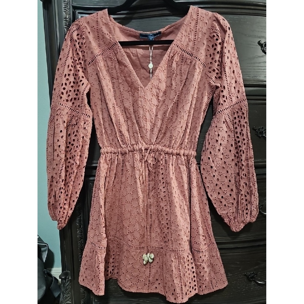 Shore Eyelet Mini Dress Terracotta Rose V-Neck Cowrie Shell XS‎ NEW